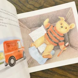 Ruby and the Parcel Bear 974891