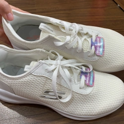 Sneaker Sketchers mới 100%, không còn hộp, sale shock 446640