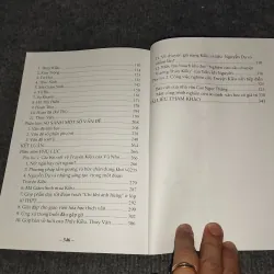 TỪ KIM VÂN KIỀU ĐẾN TRUYỆN KIỀU. SO SÁNH VÀ BÌNH LUẬN 991082