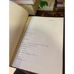 One Hundred Poets, One Poem Each - Peter McMillan 995253