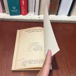 II Sách: Những Phong Tục Lạ Ở Đông Nam Á - Ngô Văn Doanh, Vũ Quang Thiện - 1996 746586