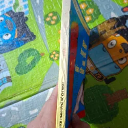 Bấm huyệt nơi bàn chân 1027667