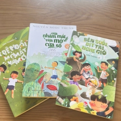 Bên suối bịt tai nghe gió + Trên đồi mở mắt và mơ + Vừa nhắm mắt vừa mở cửa sổ