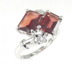 Nhẫn Garnet K18WG - Hàng hiệu Chính hãng