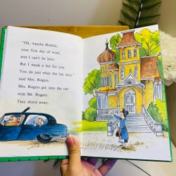 [Sách 2hand từ US] Like new 90% - The Amelia Bedelia Treasury – Peggy Parish 475223