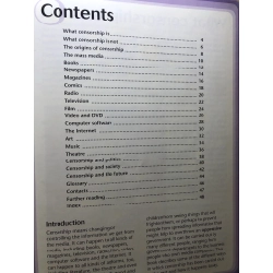 What at issue? Media and Censorship BÌA CỨNG mới 85% Roger Thomas HPB2607 NGOẠI VĂN 351781