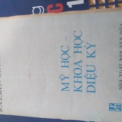 Mỹ học khoa học diệu kì