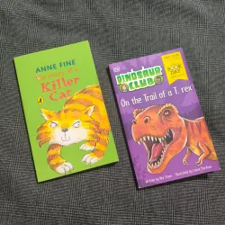 Combo sách chapter: Dinosaur Club (On the trail of a T. Rex) + The diary of a killer cat