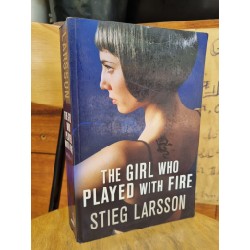 THE GIRL WHO PLAYED WITH FIRE - STIEG LARSSON 120589