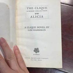  📚 THE CLIQUE – SUMMER COLLECTION Alicia #1 bestselling series ngoại văn teen 1054581