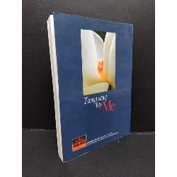 Trong vòng tay mẹ Mặt Nhân Đạo Quang mới 80% ố nhẹ 2009 HCM.ASB0609 916626