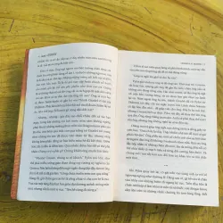 GAME OF THRONES (2a, 2b) - GEORGE R.R. MARTIN- HẬU DUỆ CỦA SƯ TỬ VÀNG &  BẢY PHỤ QUỐC  782465