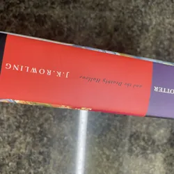 Harry Potter and the deathly hallows J.K. Rowling hard cover 720110