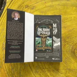 ỐNG NHÒM HỔ PHÁCH VẬT CHẤT TỐI CỦA NGÀI III - PHILIP PULLMAN 937473