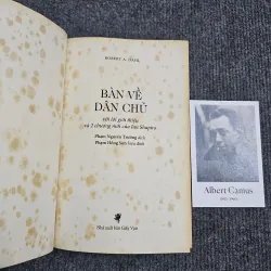 Bàn về dân chủ - nxb giấy vụn 977118