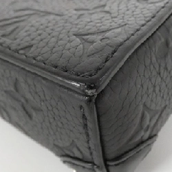 Túi đeo vai Louis Vuitton Trillon Monogram Steamer Wearable Wallet M81746 612178