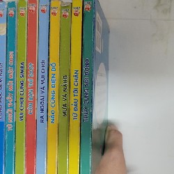 Bộ sách Disney bìa cứng cho bé 2-6 tuổi; còn mới