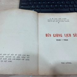 BÊN GIÒNG LỊCH SỬ - CAO VĂN LUẬN 381043