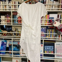 Đầm trắng asymmetrical, bông 521289