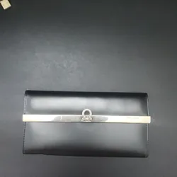 Ví da Salvatore Ferragamo 