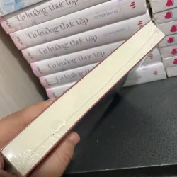 giữa thế gian muôn màu, tôi chọn vẽ chính tôi - Cao Lâm 998034