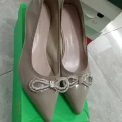 Giày cao gót nữ size 39, màu trà sữa, gót 4cm 722711