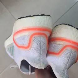 Giày thể thao chạy bộ Adidas UltraBoost màu Trắng xám phối cam 786968