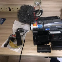 Sony Handycam Digital 8 & Lens Sony 707409