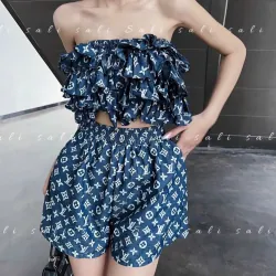 Set đồ nữ Coco Chanel họa tiết logo chữ màu xanh đậm phối ruffles