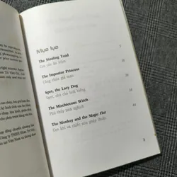 (Song ngữ Anh-Việt) The Stealing Toad (Con cóc ăn trộm) - Lê Huy Lâm (dịch giả) 697726