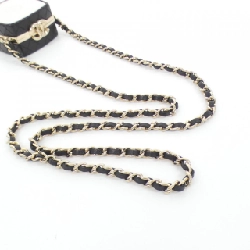 Chanel AP2425 Túi xách dây chuyền 629717