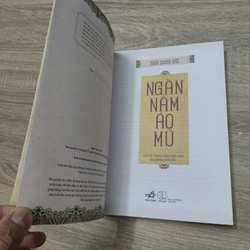 Ngàn Năm Áo Mũ - Lịch Sử Trang Phục Việt Nam 1009 - 1945 - Trần Quang Đức  530443