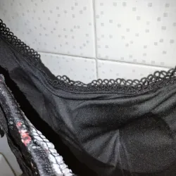 Váy đen hoa hồng ôm body mặc 1 lần miễn phí ship 1025762