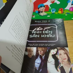 Phía Sau Ánh Đèn Sân Khấu  927658