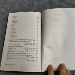NGUYỄN TRÃI: THƠ VÀ ĐỜI 552793