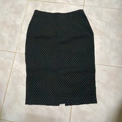 Chân váy bút chì Reals clothes M, mới 80% 139078