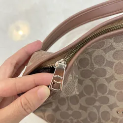 Túi Coach thời trang 723411