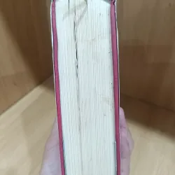 Sự lừa dối hào nhoáng  1019012