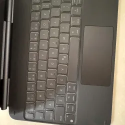 Bao da kèm bàn phím ESR Rebound Magnetic cho iPad Air (kèm dây sạc) 736933