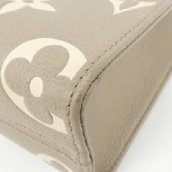 Túi Louis Vuitton Monogram Bicolor OnTheGo BB M47054 616429