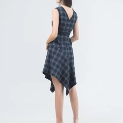 Đầm kẻ vạt chéo ivymoda 454289