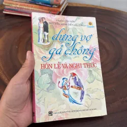 II Văn Hoá Việt: Dựng Vợ Gả Chồng, Hôn Lễ Và Nghi Thức - Phạm Côn Sơn - 2006 1020054