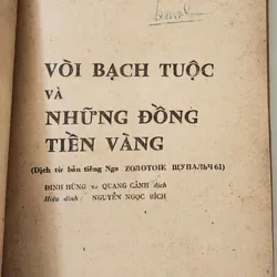 Truyện tình báo: VÒI BẠCH TUỘC VÀ NHỮNG ĐỒNG TIỀN VÀNG 702951