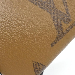 Túi xách đeo vai Louis Vuitton Monogram Giant Pochette Double Zip M69203 611581