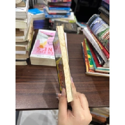 Bóng Người Áo Xanh - Lê Vân 932879