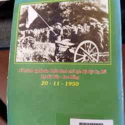 Sách Tập Truyện Ký Kháng Chiến Nhớ mãi thương chân đông vai sắt 1006408