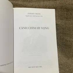 DAISAKU IKEDA - Người dịch: TRẦN QUANG TUỆ - CÁNH CHIM HY VỌNG 716940