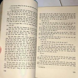 TRUYỆN KÝ CÁCH MẠNG VIỆT NAM (NXB GDGP 1974) 470346