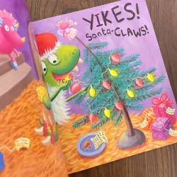 Yikes, Santa-CLAWS! 973931