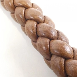 Túi đeo vai Gucci 269947 611222